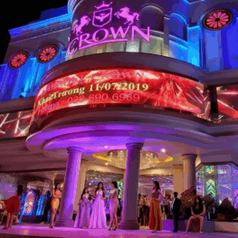 크라운가라오케정문